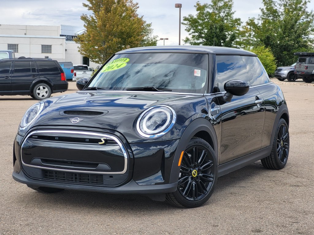 Used 2024 MINI Cooper SE FWD image 32