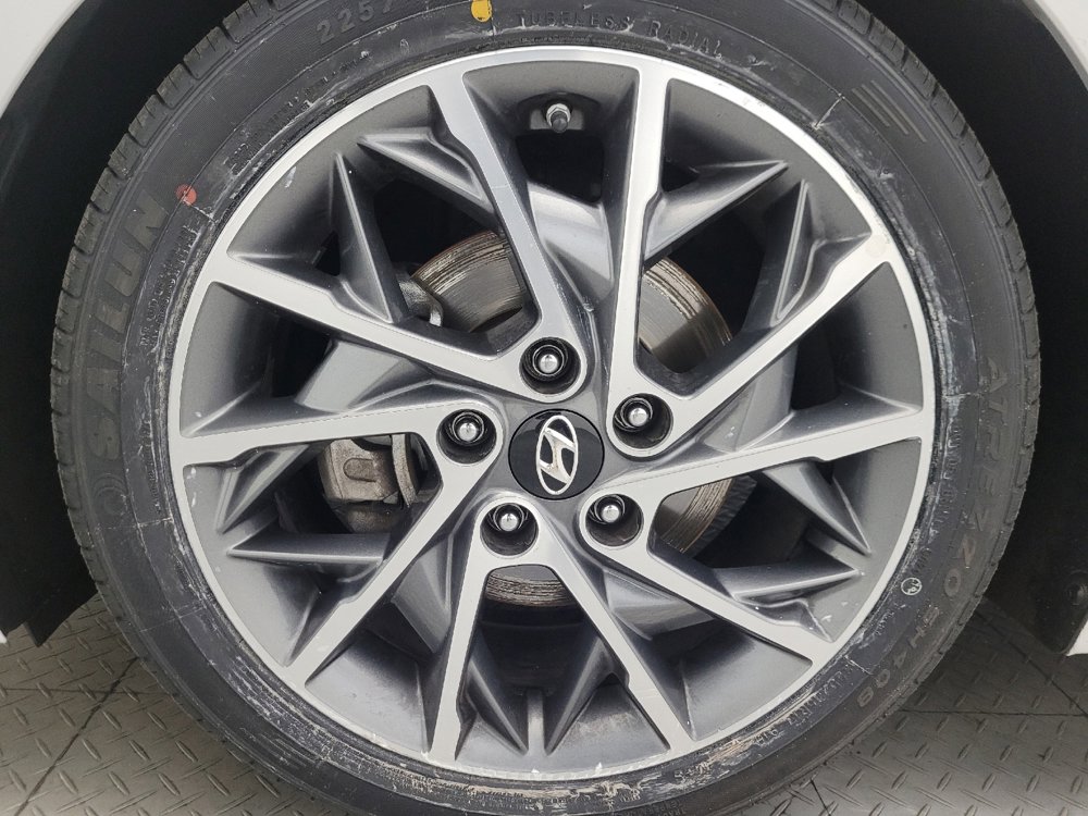 Used 2019 Hyundai Elantra Limited w/ Ultimate Package 02 FWD image 31