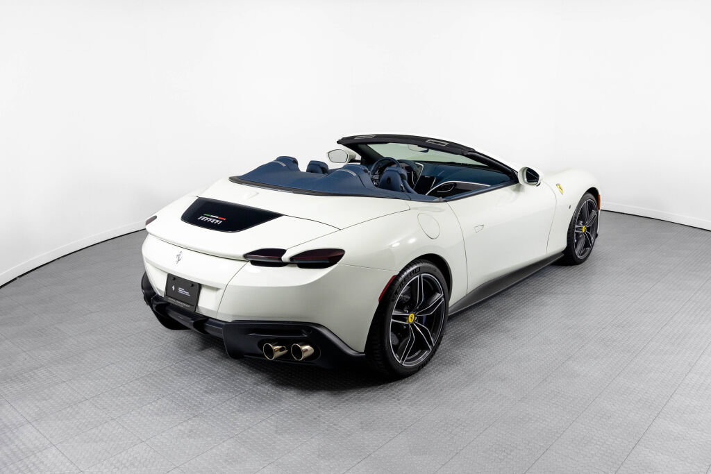 Certified 2024 Ferrari Roma Spider RWD image 2