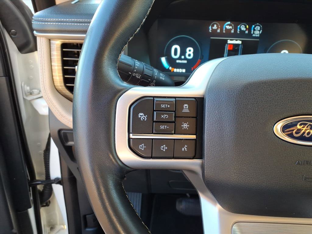 Used 2022 Ford Expedition Max Limited image 11