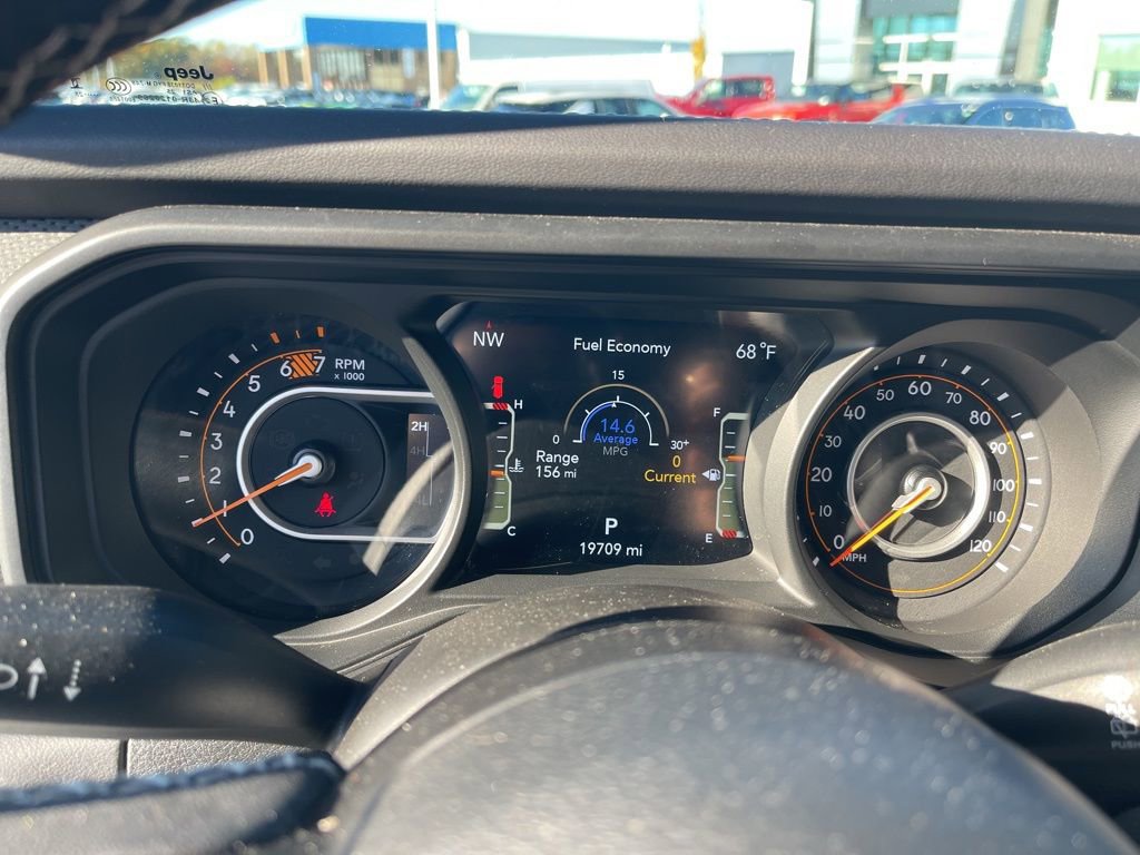 Used 2025 Jeep Wrangler Unlimited Rubicon image 22