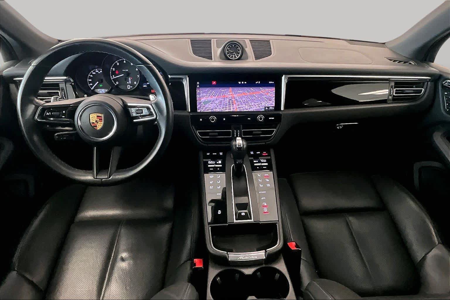 Used 2022 Porsche Macan AWD/4WD image 13