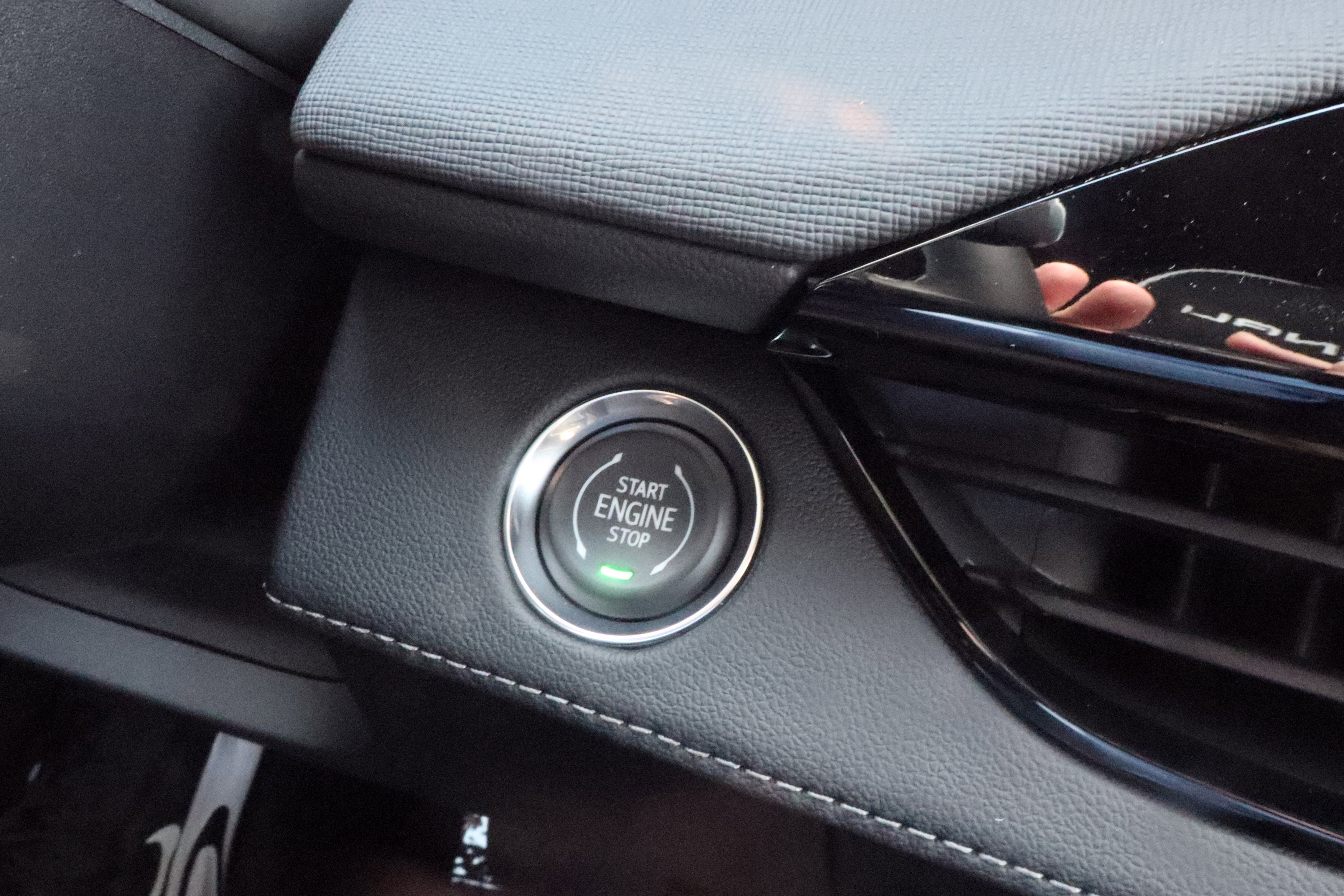 New 2026 Buick Enclave Sport Touring w/ Power Package image 21