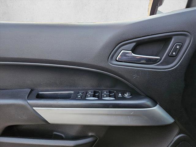 Used 2017 Chevrolet Colorado LT w/ LT Convenience Package image 9