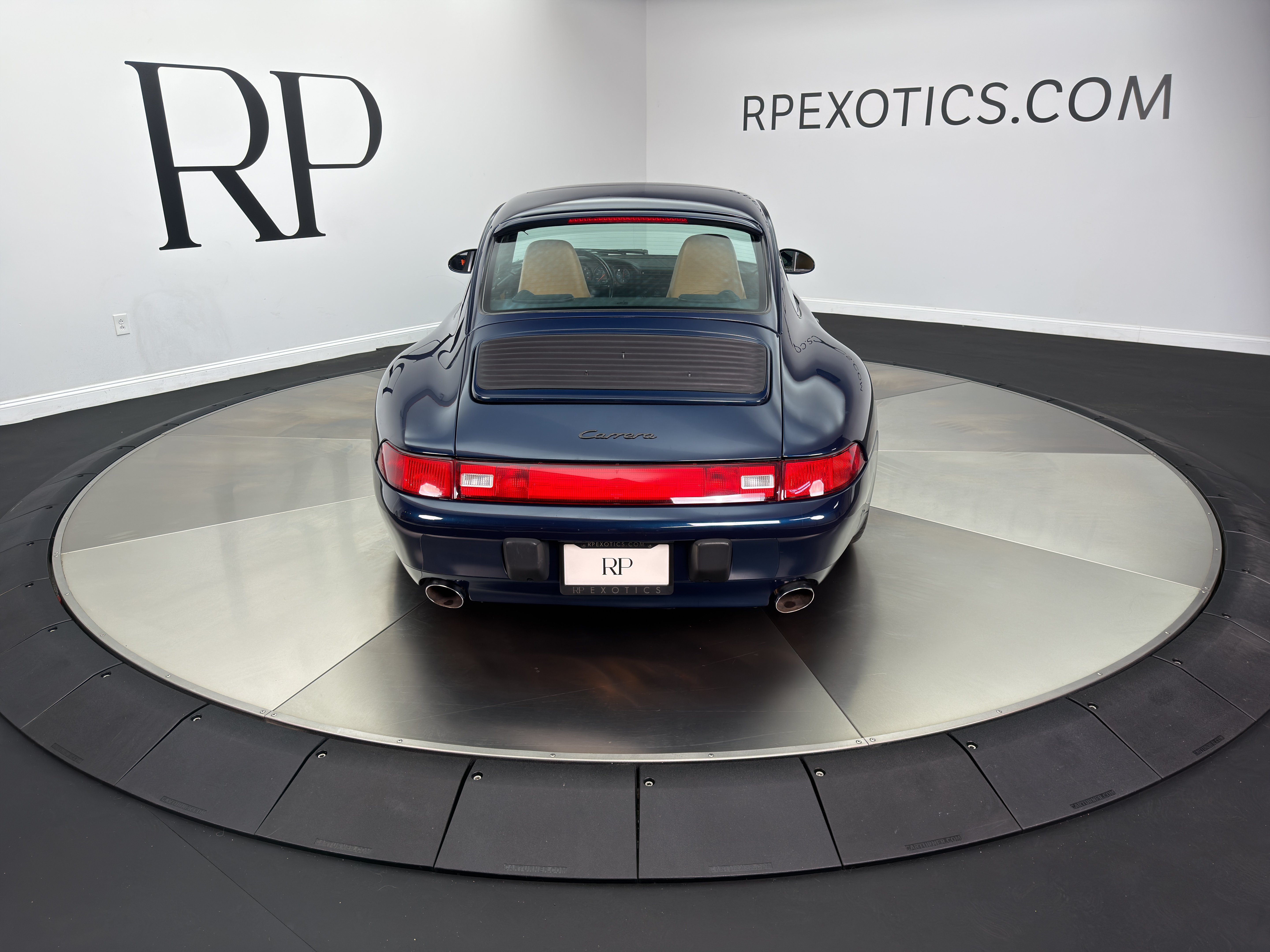 Used 1997 Porsche 911 Carrera RWD image 8