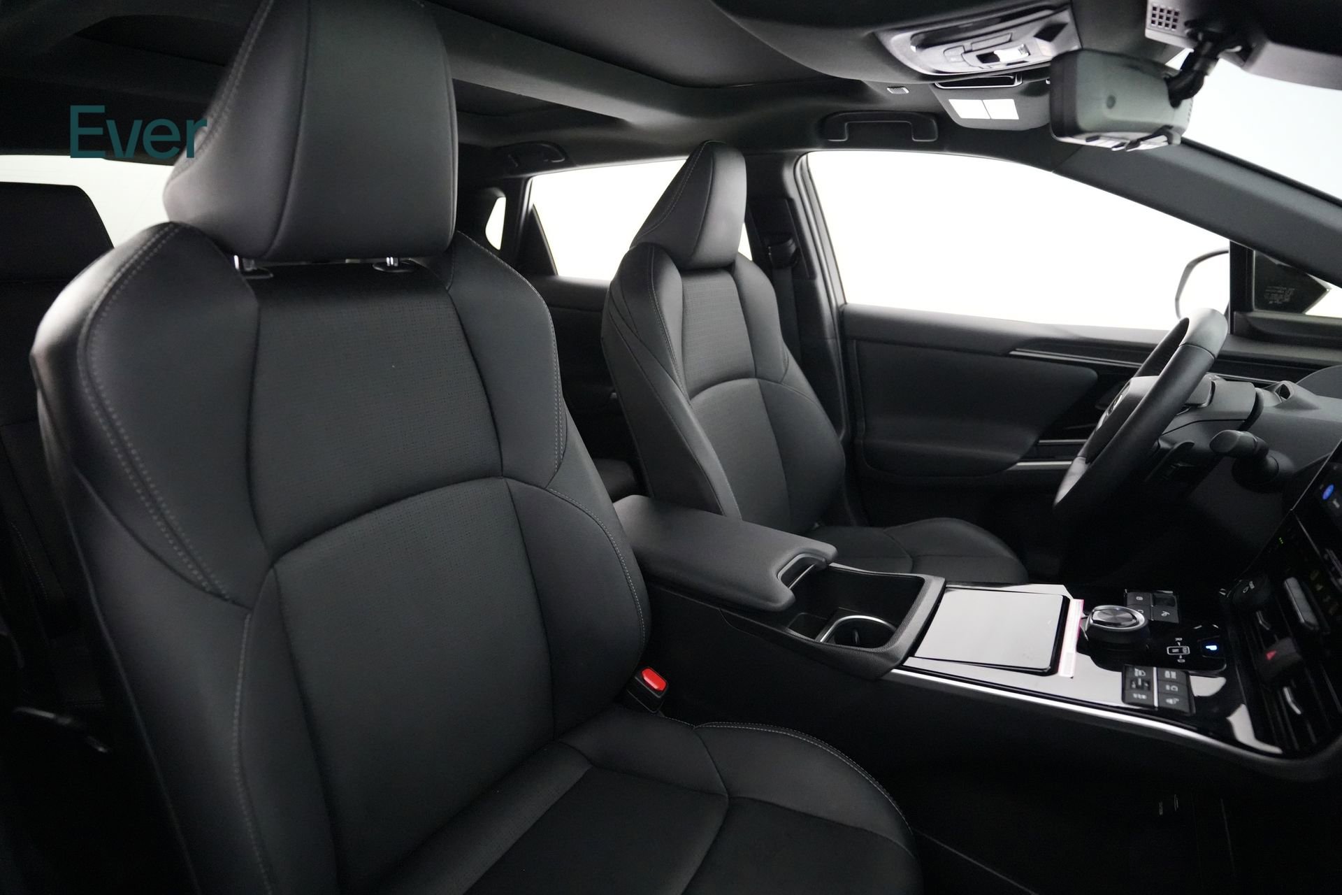 Used 2024 Subaru Solterra Touring w/ Touring Package image 23