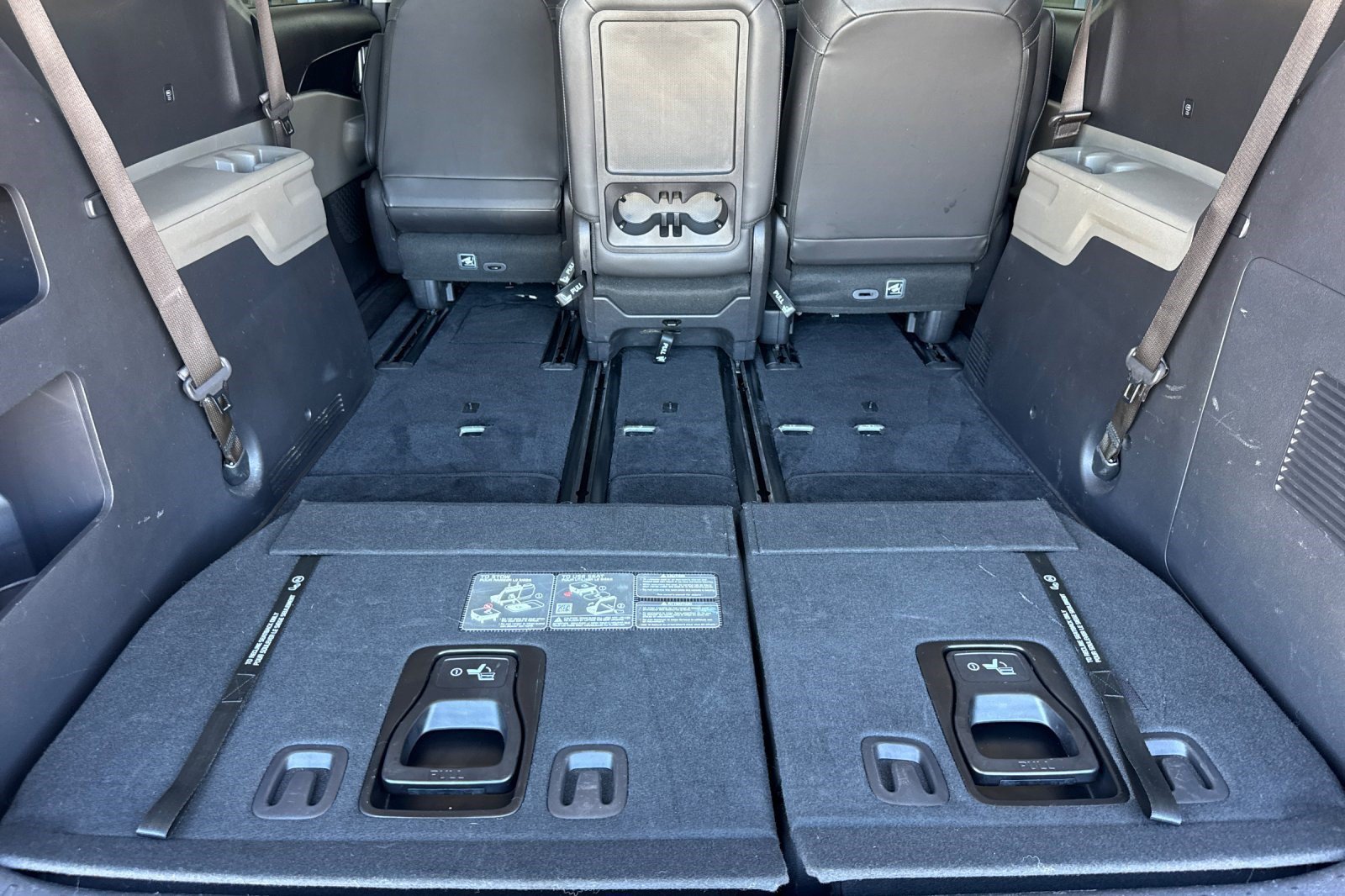 Used 2026 Kia Carnival FWD image 27