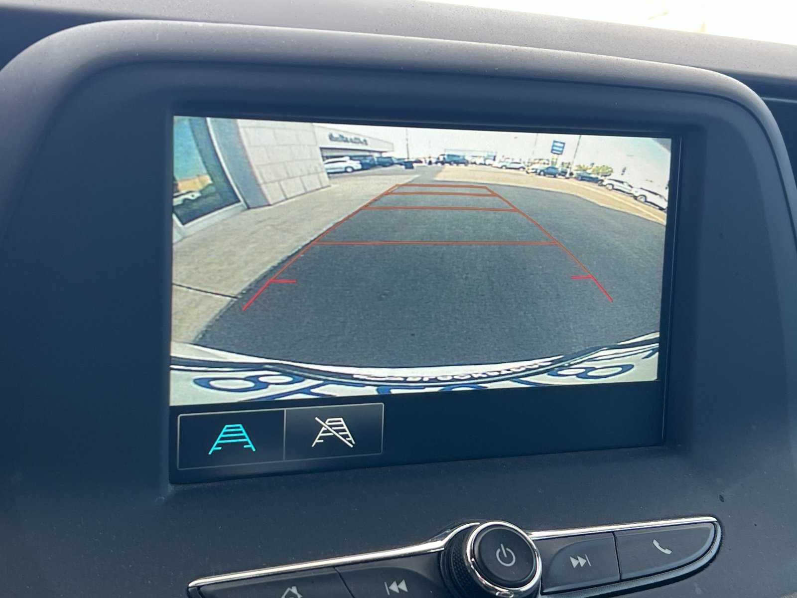 Used 2018 Chevrolet Camaro LT RWD image 18