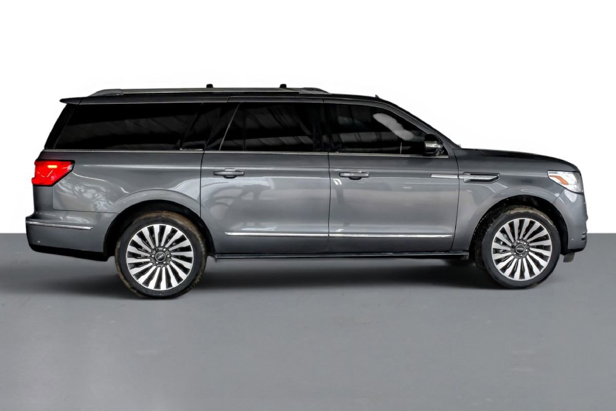 Used 2021 Lincoln Navigator L Reserve w/ Luxury Package AWD/4WD image 5