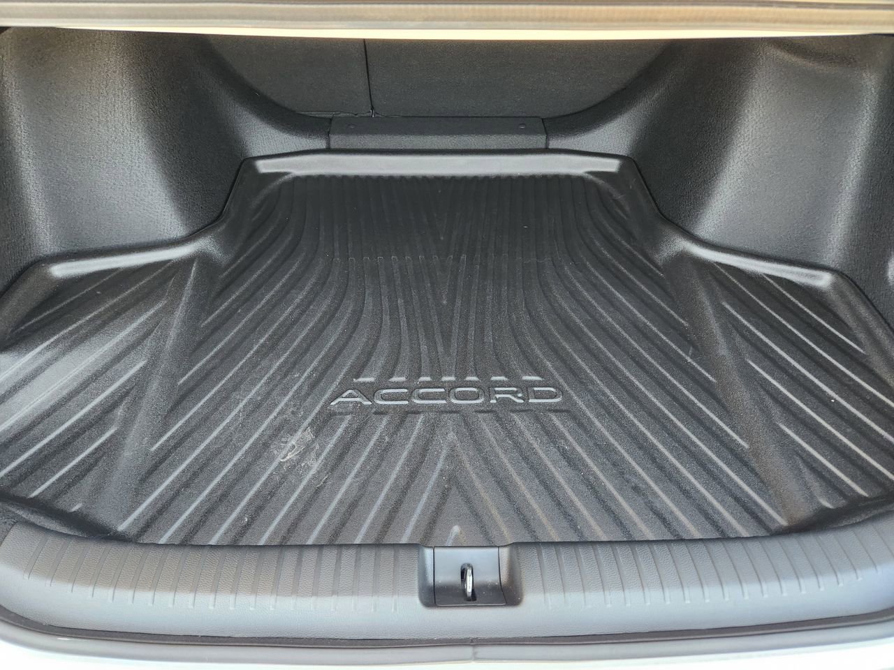 Certified 2025 Honda Accord Sport image 31