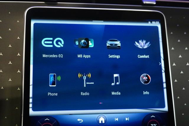 New 2025 Mercedes-Benz EQE 350+ 4MATIC Sedan image 27