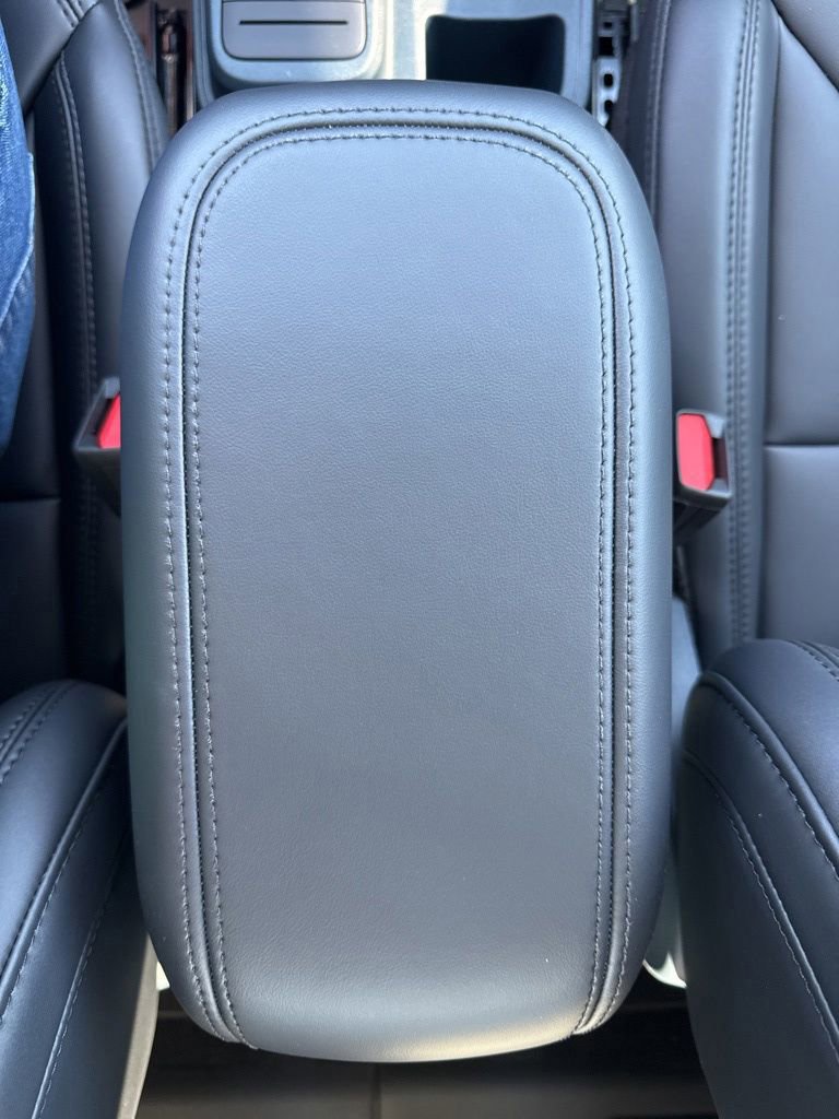 New 2026 Ford Maverick Lariat w/ Black Appearance Package image 33