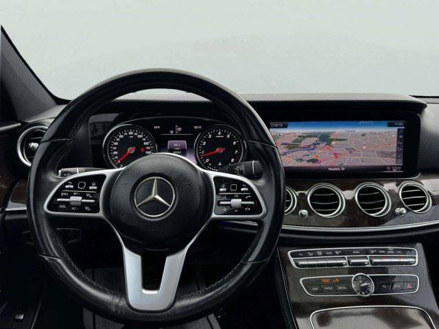 Used 2019 Mercedes-Benz E 300 w/ Premium 1 Package image 29