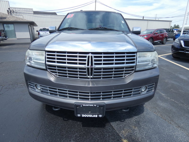 Used 2013 Lincoln Navigator L 4WD w/ HD Trailer Tow Pkg image 2