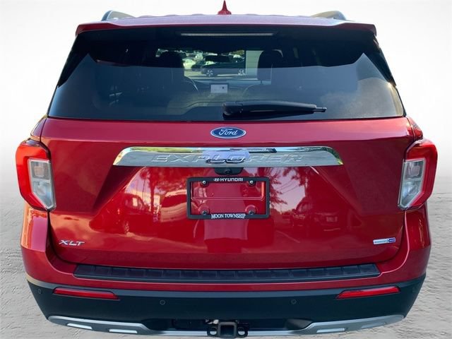 Used 2020 Ford Explorer XLT w/ Equipment Group 202A AWD/4WD image 4