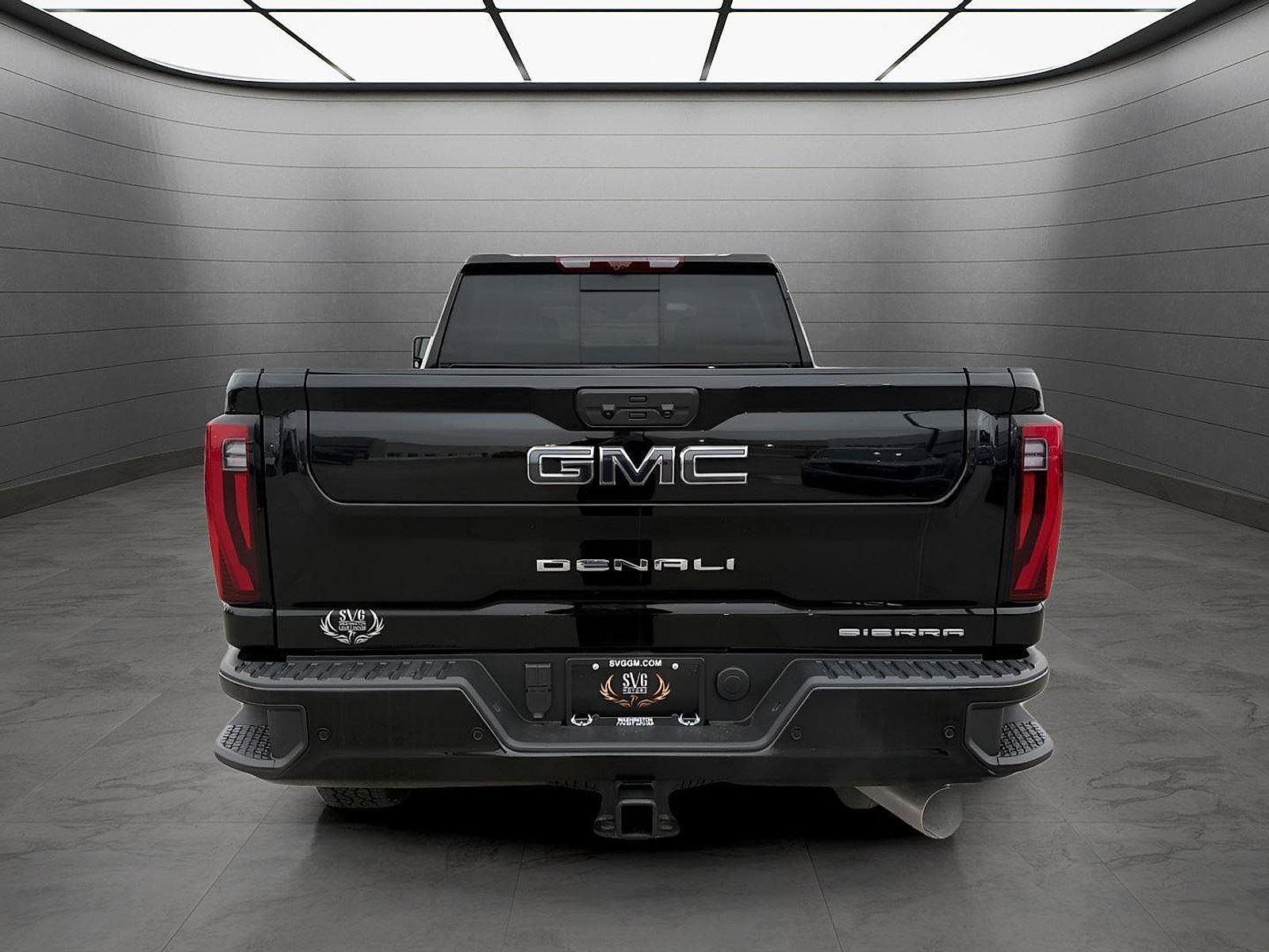 New 2025 GMC Sierra 3500 Denali Ultimate image 4