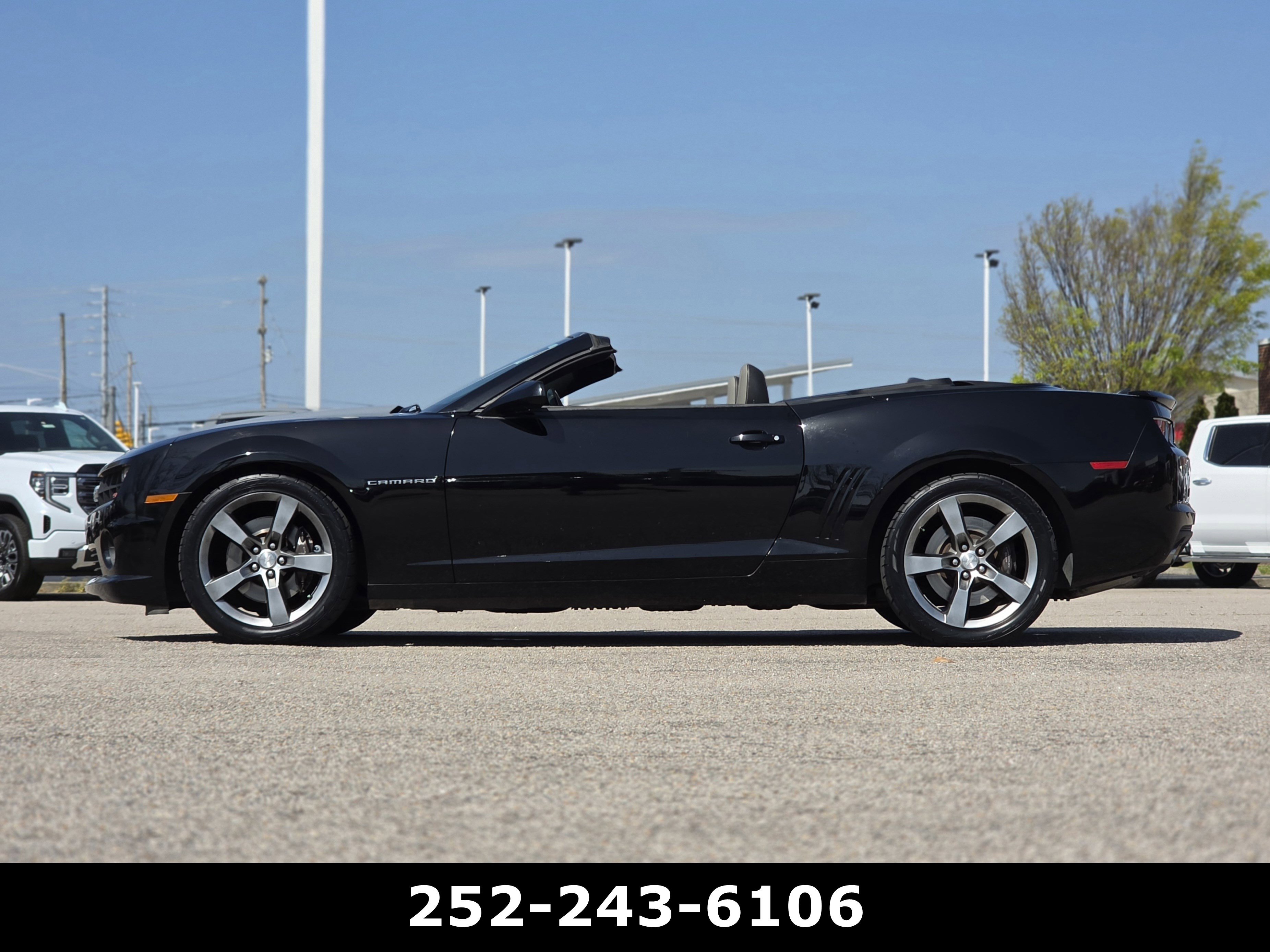 Used 2011 Chevrolet Camaro SS w/ RS Package image 4