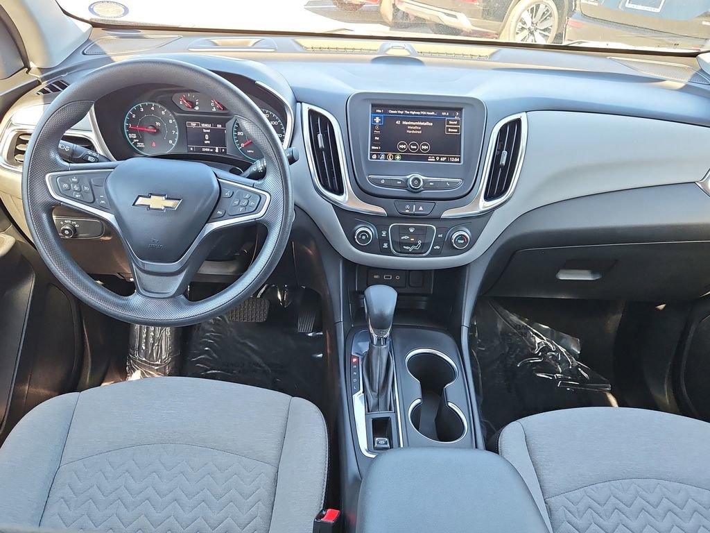 Used 2022 Chevrolet Equinox LS image 8
