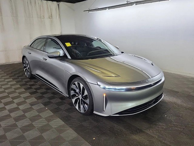 Used 2023 Lucid Air Grand Touring image 3