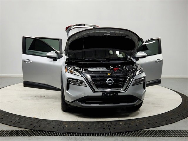 Used 2022 Nissan Rogue SV image 10