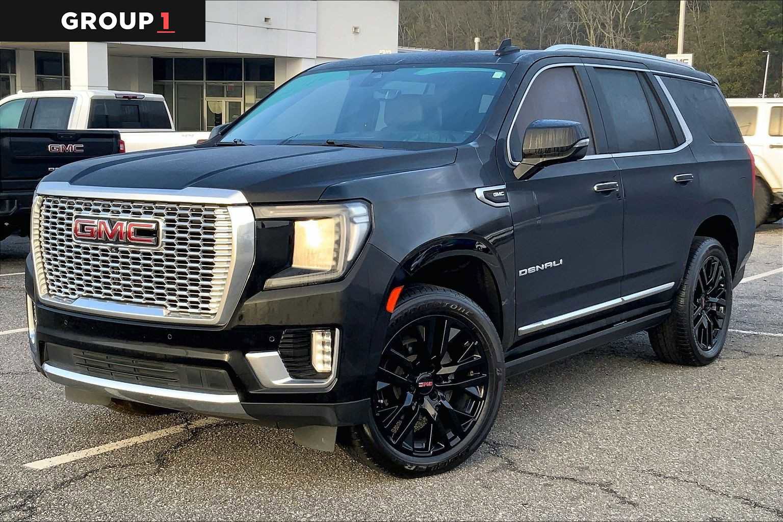 Used 2021 GMC Yukon Denali w/ Denali Ultimate Package image 1