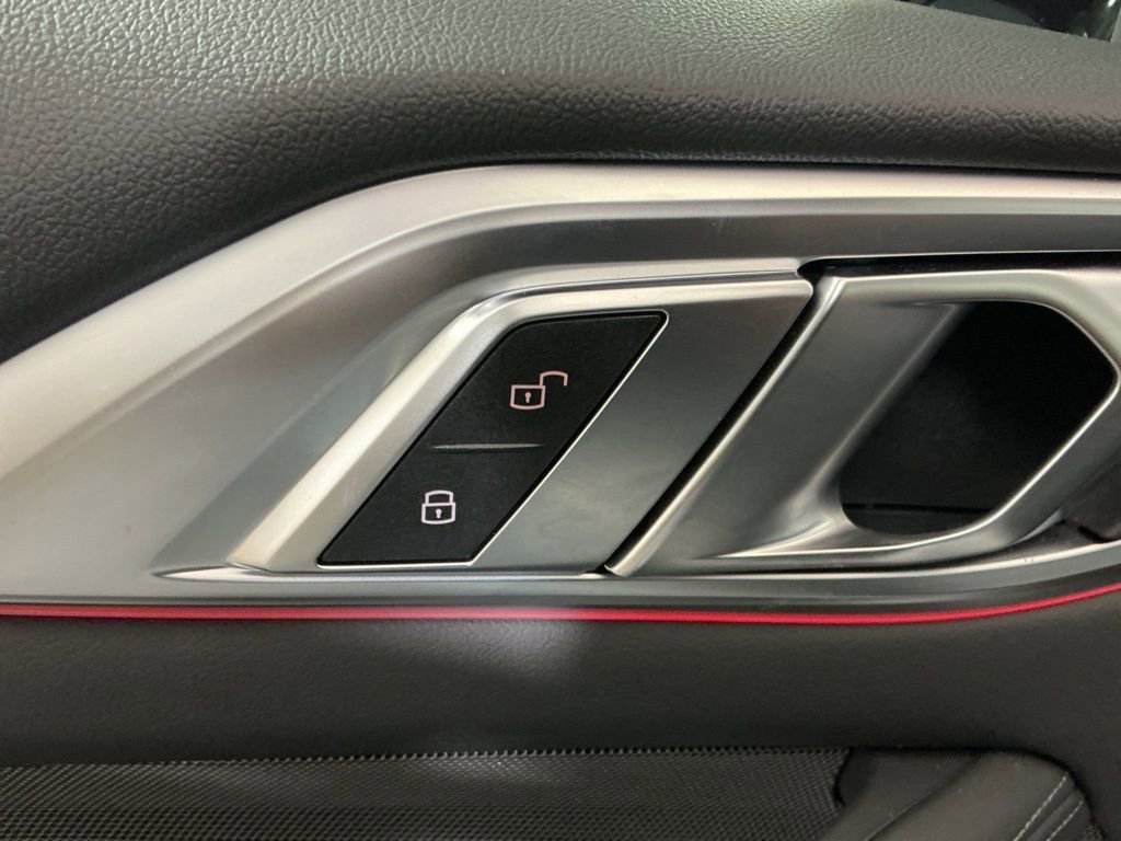 Certified 2025 BMW M4 Competition w/ Parking Assistance Package image 27