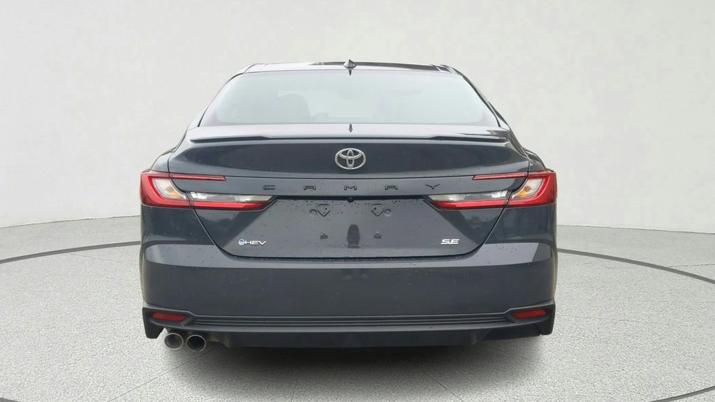 Used 2025 Toyota Camry SE FWD image 5