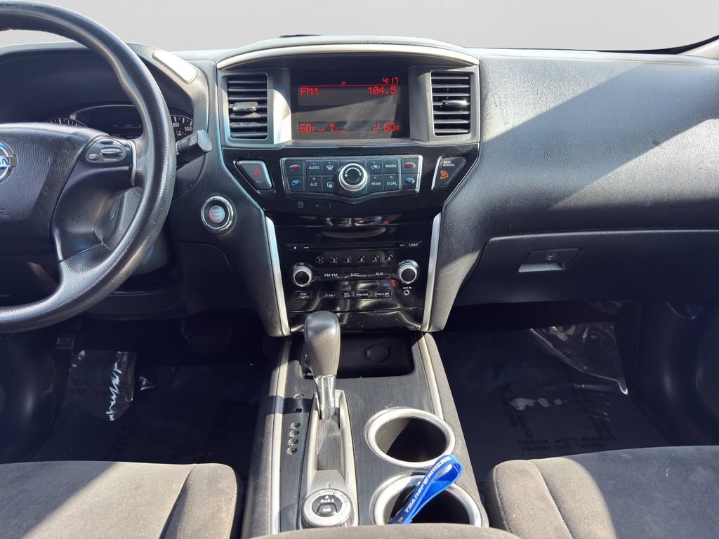 Used 2015 Nissan Pathfinder S FWD image 18