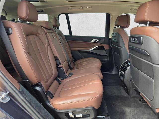 Used 2020 BMW X7 xDrive40i w/ Premium Package AWD/4WD image 19