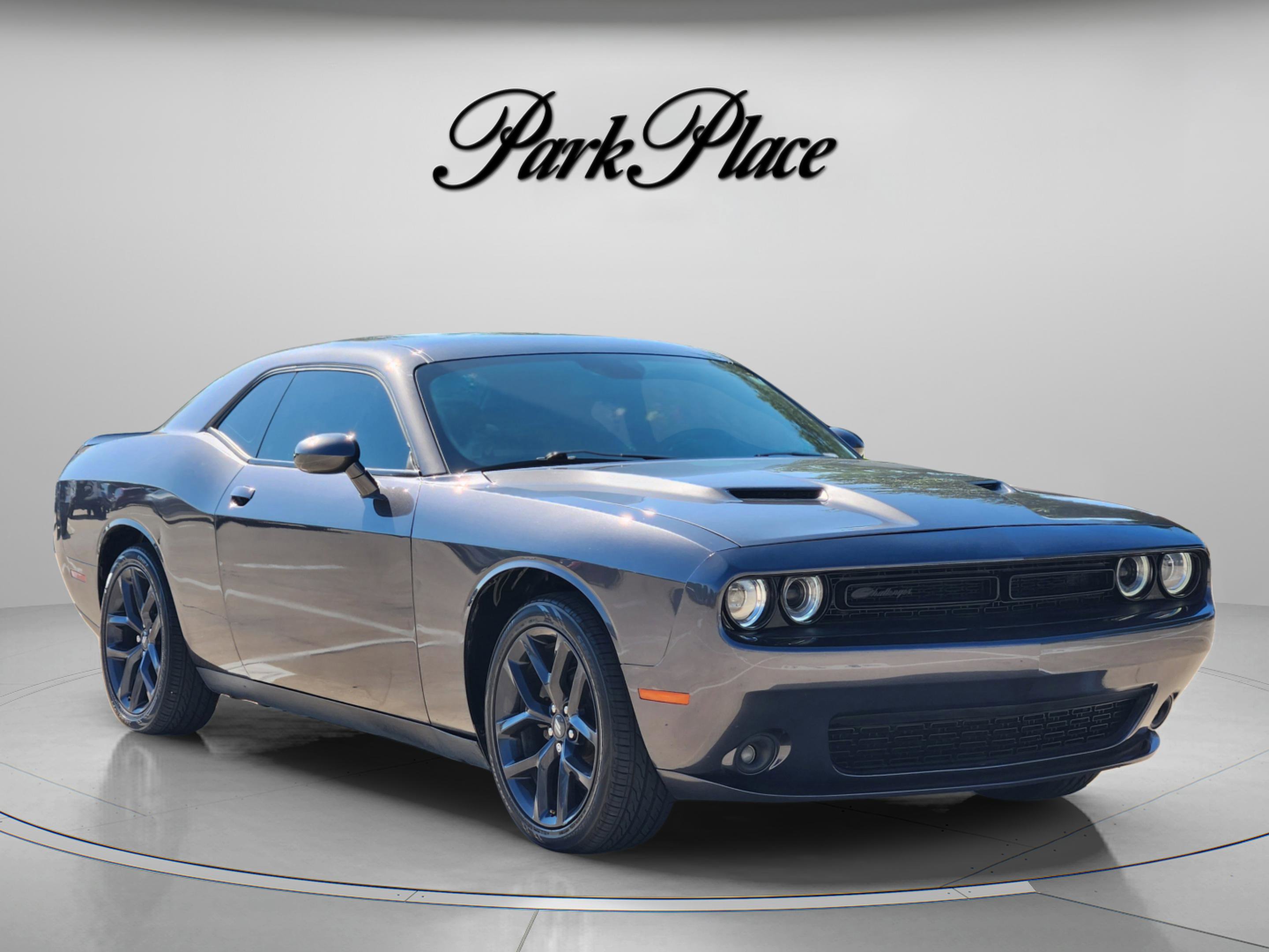 Used 2021 Dodge Challenger SXT w/ Blacktop Package RWD image 4