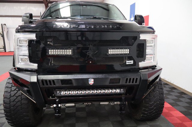 Used 2017 Ford F350 Platinum w/ Platinum Ultimate Package AWD/4WD image 21