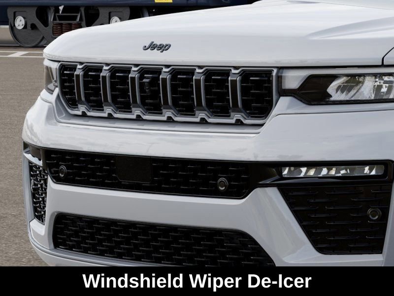 New 2026 Jeep Grand Cherokee Summit image 11