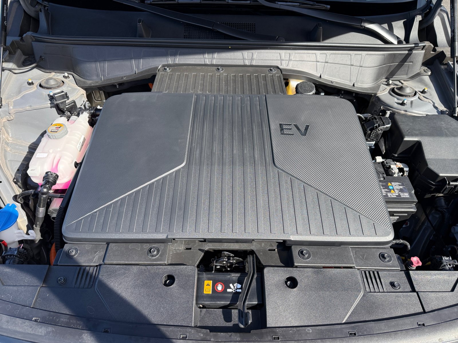 Used 2025 Hyundai Kona Limited FWD image 20