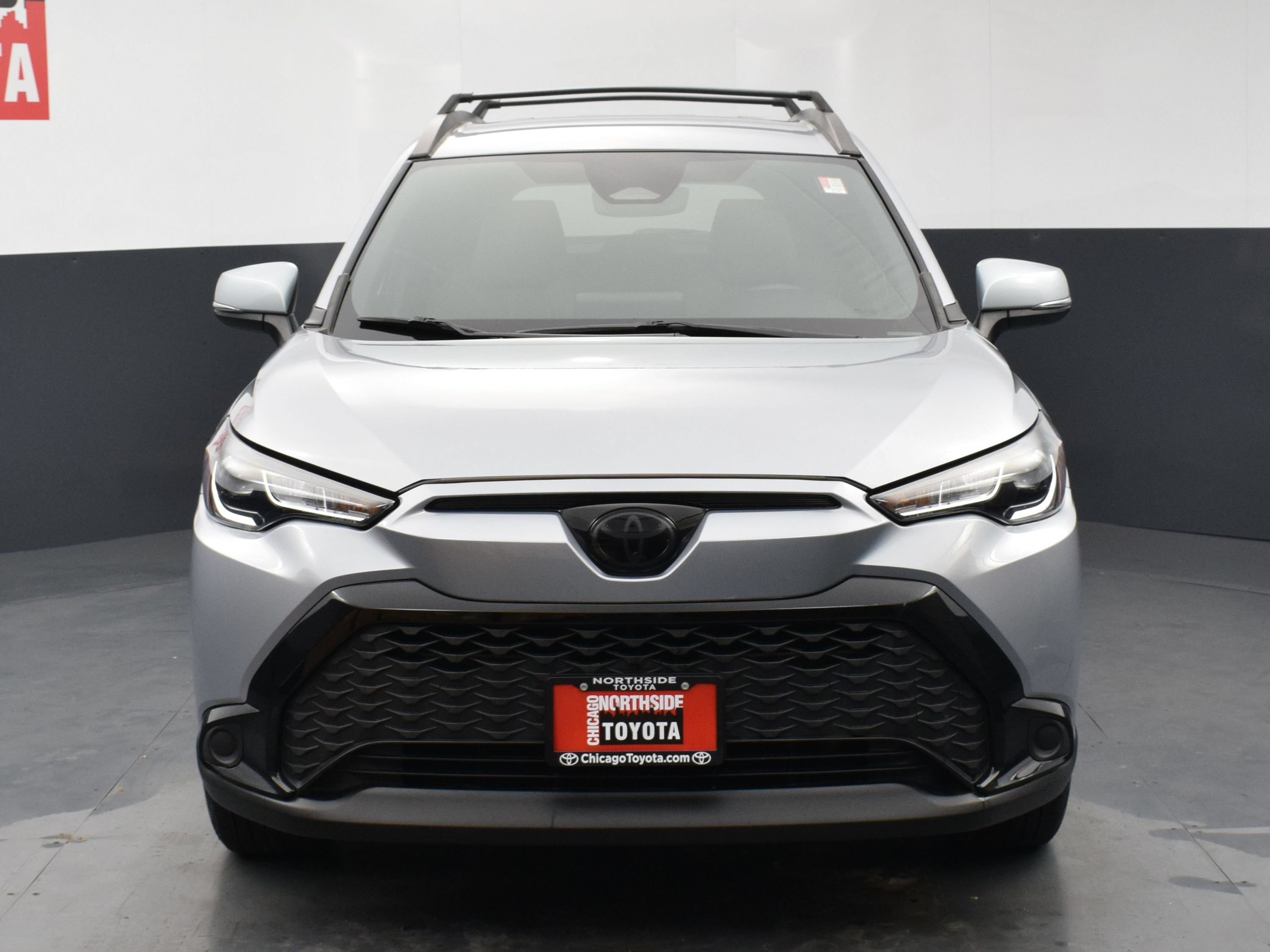 Used 2024 Toyota Corolla Cross AWD Hybrid image 7