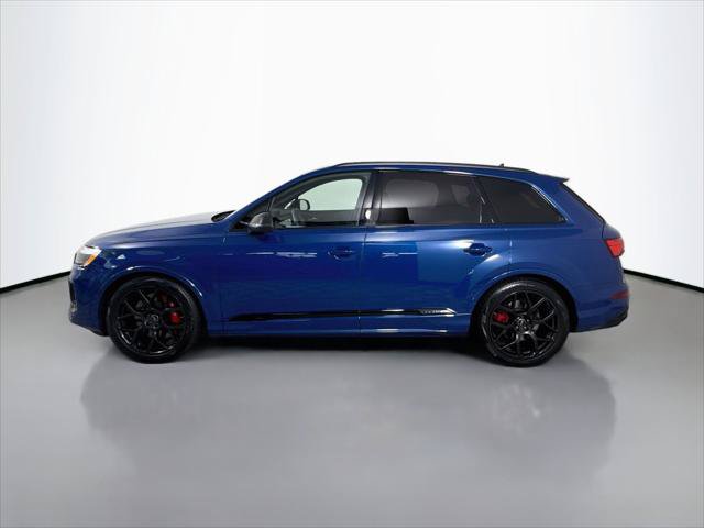 Certified 2025 Audi SQ7 Prestige AWD/4WD image 2