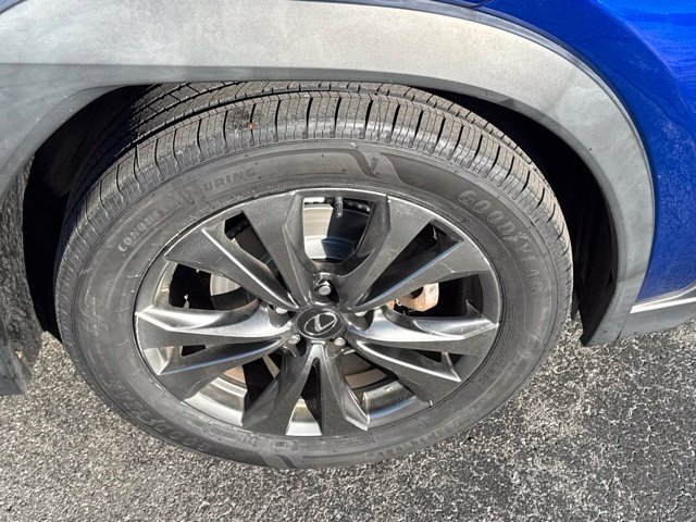 Used 2021 Lexus UX 250h F Sport w/ F Sport Premium Package AWD/4WD image 12