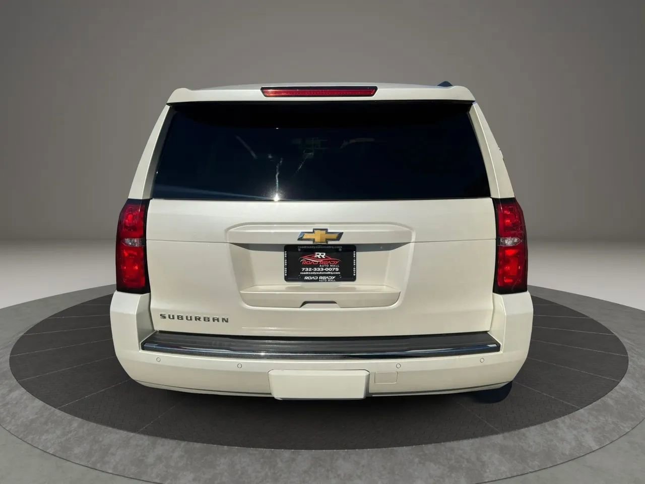 Used 2015 Chevrolet Suburban LTZ AWD/4WD image 8