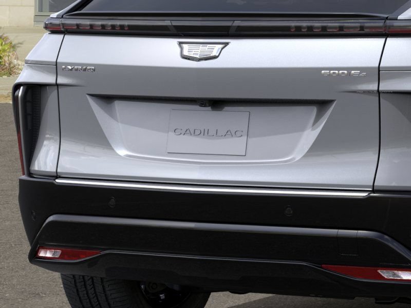 New 2026 Cadillac Lyriq Luxury w/ LPO, Floor Liner Package AWD/4WD image 14