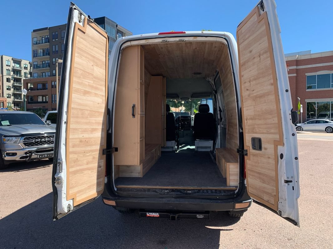 Used 2007 Dodge Sprinter 2500 RWD image 15
