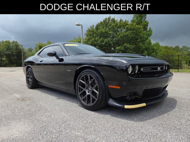 Used 2019 Dodge Challenger R/T RWD image 12