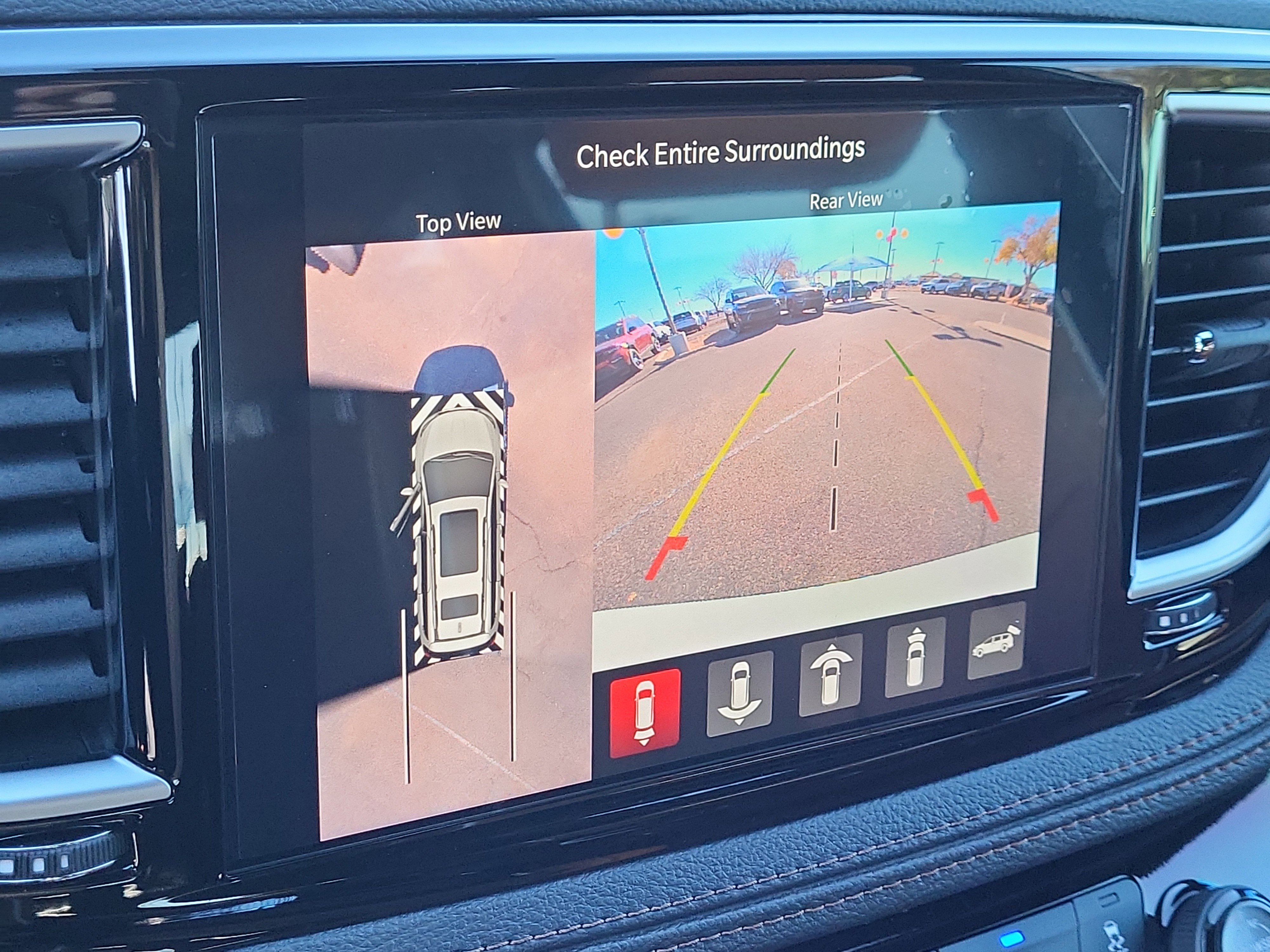 New 2026 Chrysler Pacifica Pinnacle image 14