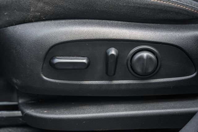 Used 2023 Chevrolet Equinox LT image 42