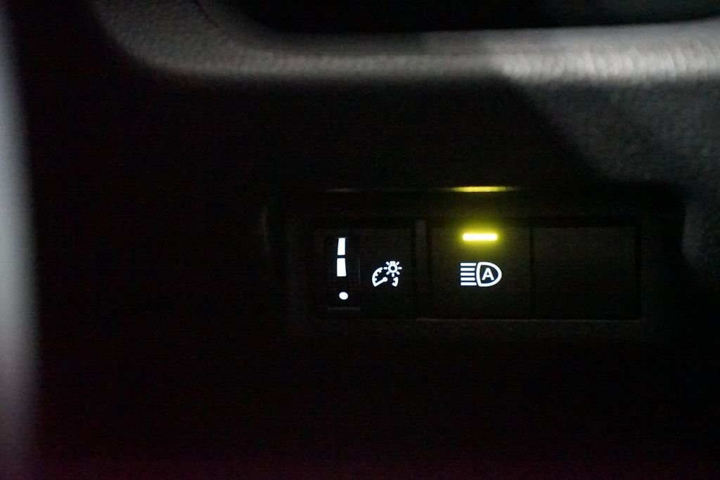 Certified 2025 Toyota RAV4 LE image 23