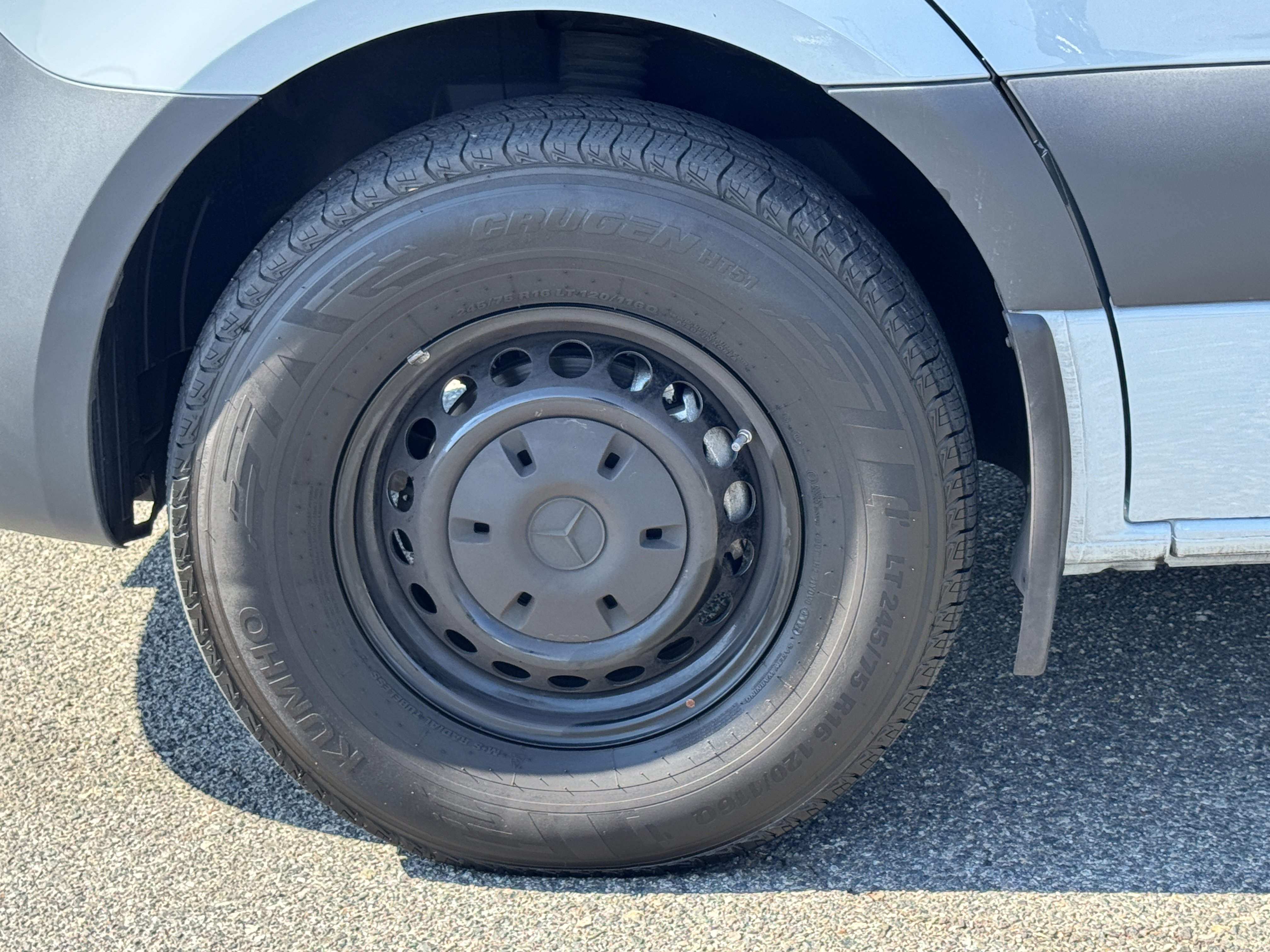 Used 2023 Mercedes-Benz Sprinter 2500 image 12