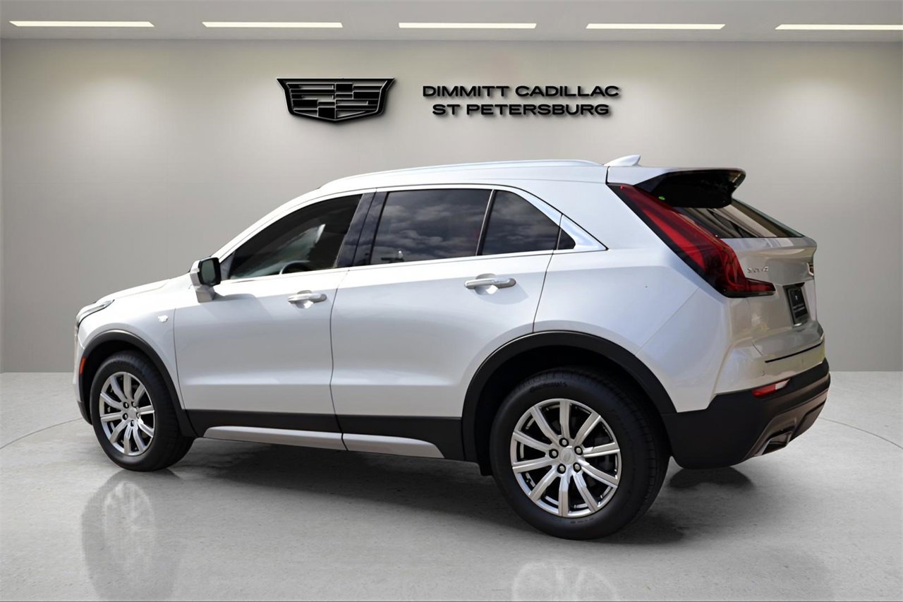 Certified 2021 Cadillac XT4 Premium Luxury w/ Driver Awareness Package image 3