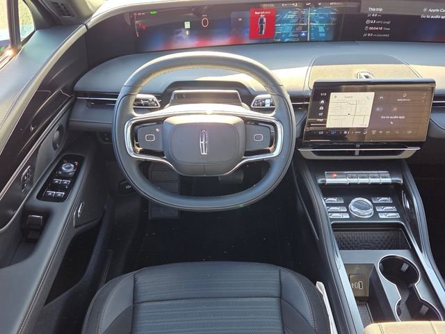 Used 2025 Lincoln Nautilus Reserve w/ Jet Appearance Package image 14