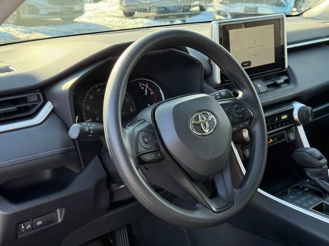 Used 2025 Toyota RAV4 LE image 25