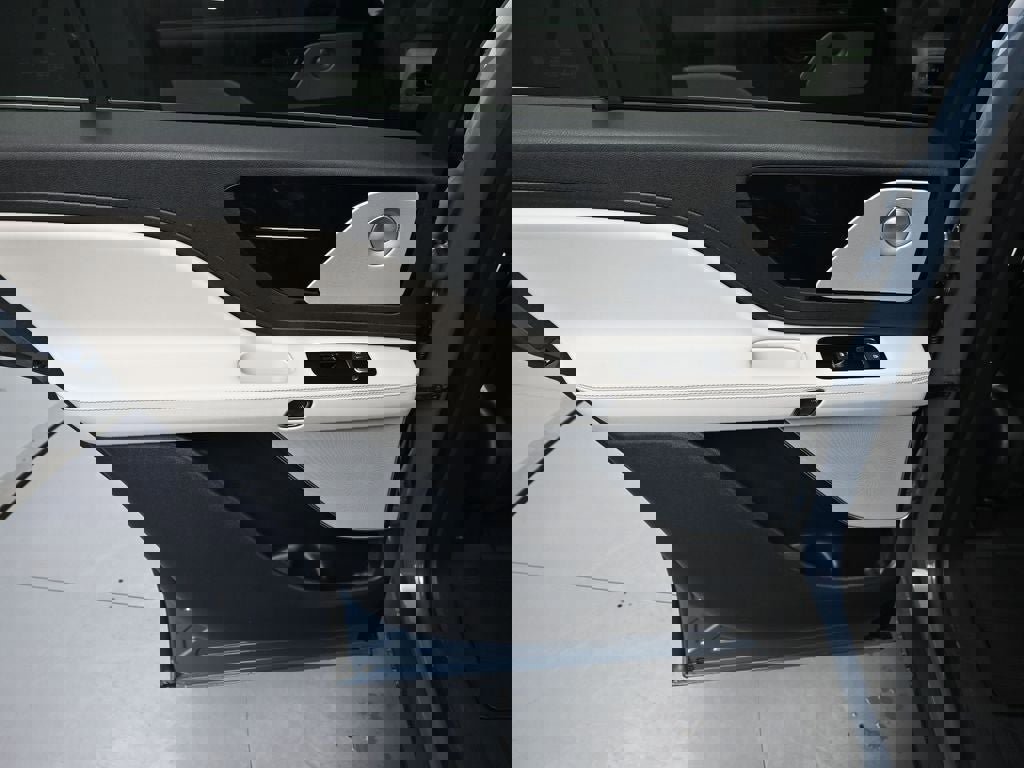 New 2026 Lincoln Aviator Reserve image 32