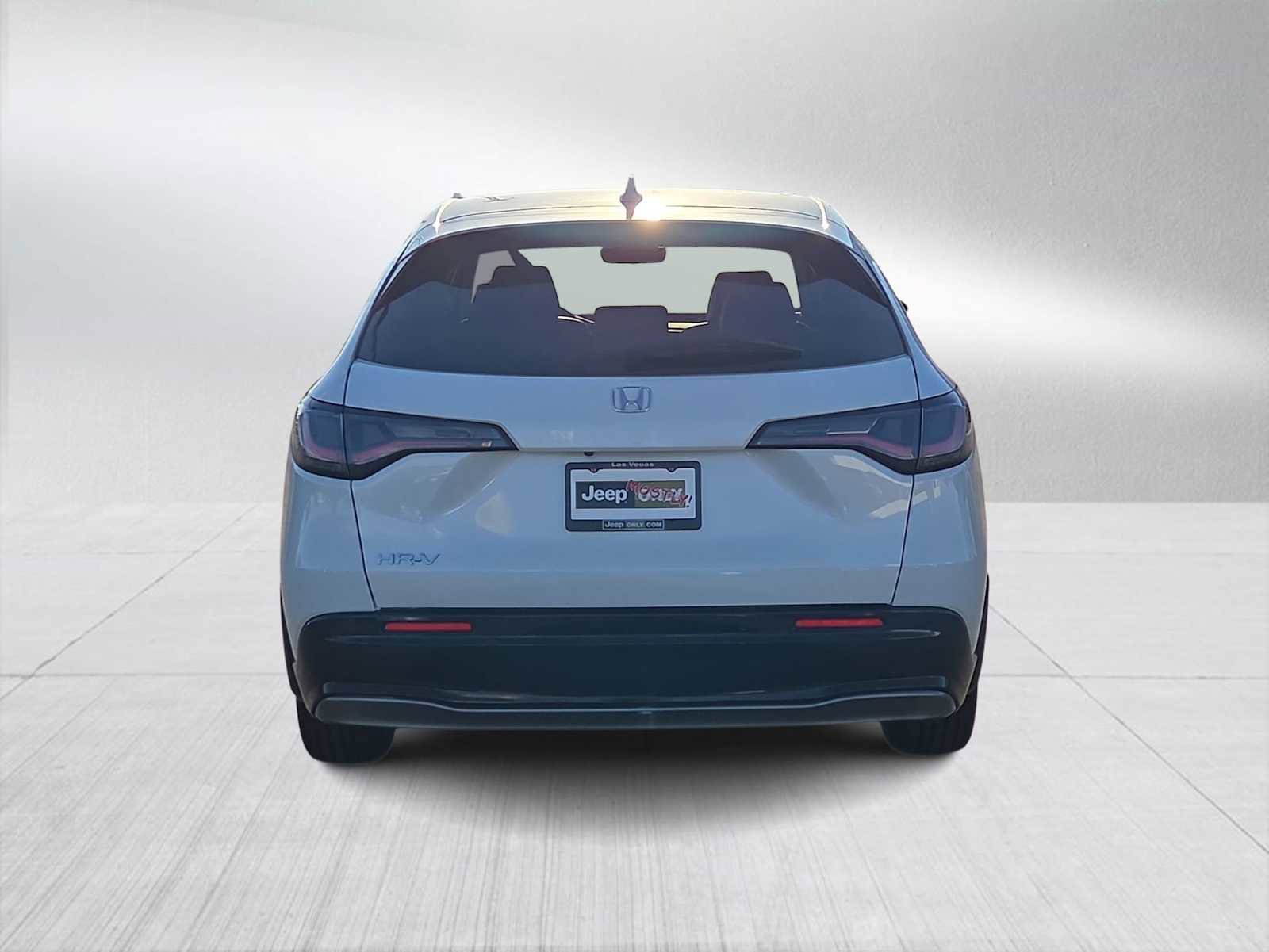 Used 2024 Honda HR-V EX-L image 7