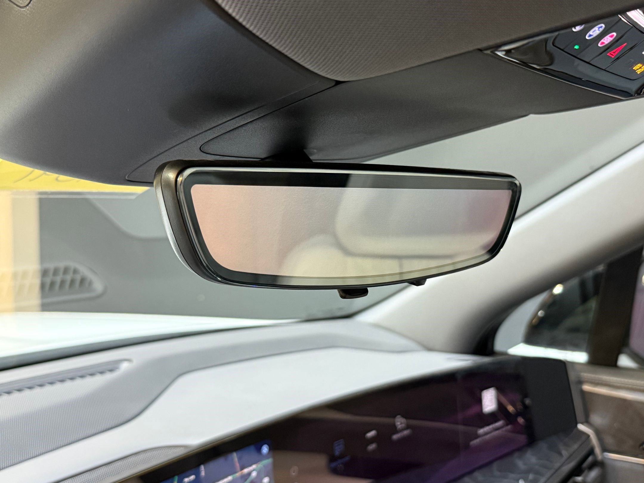 New 2025 Cadillac Escalade IQ Luxury 1 w/ Smart Trailering package image 19